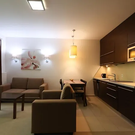 Appartement Port, 204 *